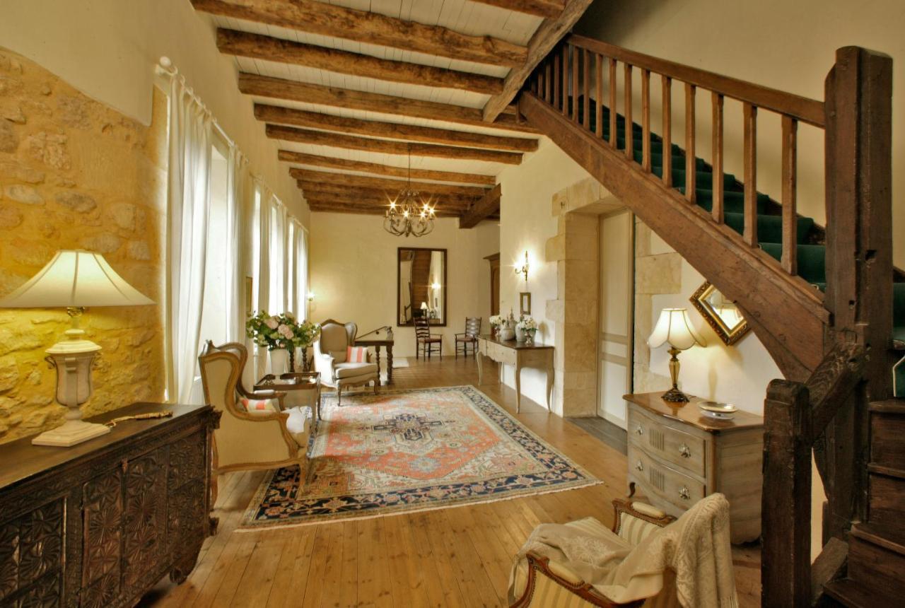 Le Prieure Du Chateau De Biron Бирон Экстерьер фото